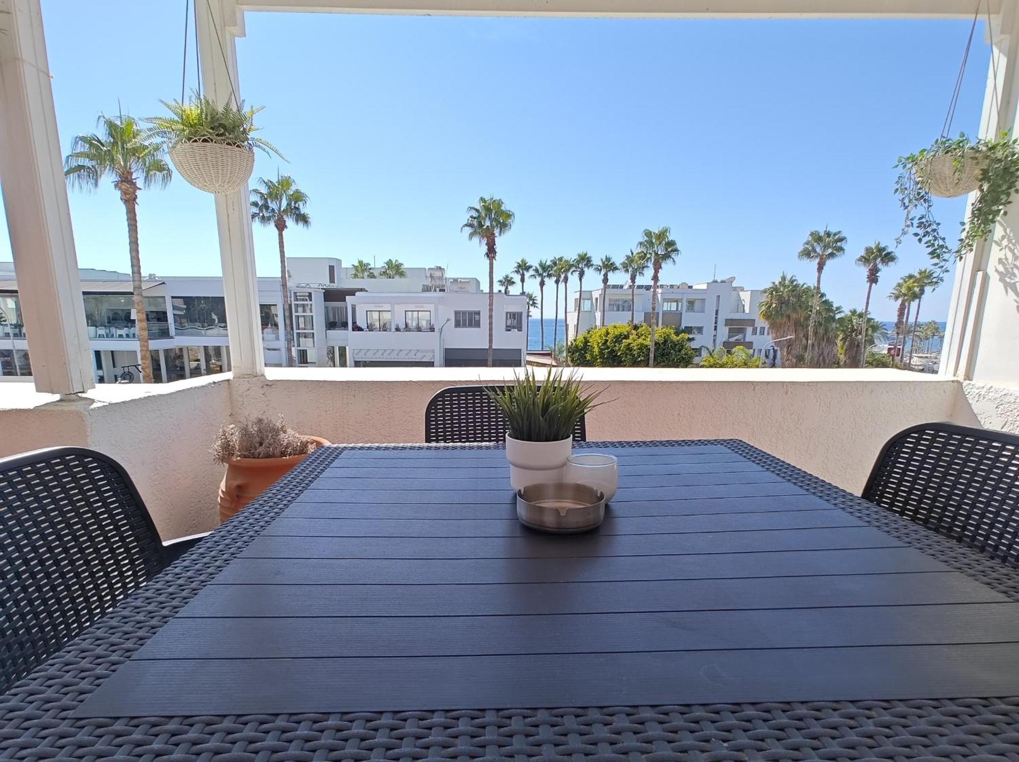 Blue Coast Semeli By The Sea Apartment Paphos Exterior foto